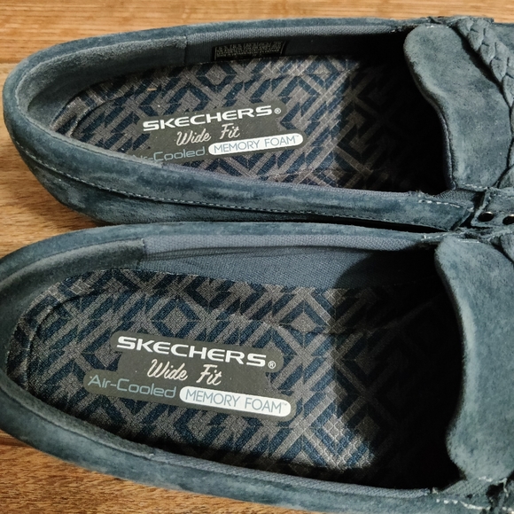 Skechers Suede Slip-On Shoes - Bikers- Melbourne size 9.5 - Picture 5 of 6